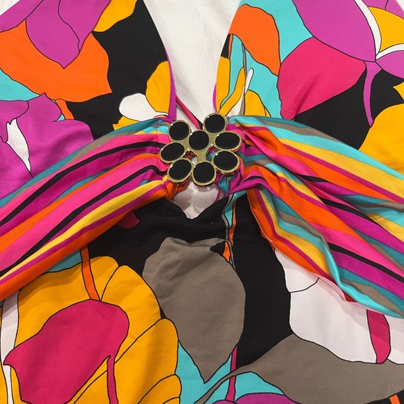 NWT- Trina Turk Gemini one piece - Picture 7 of 8